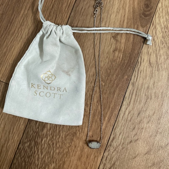 Assorted jewelry - Picture 2 of 6